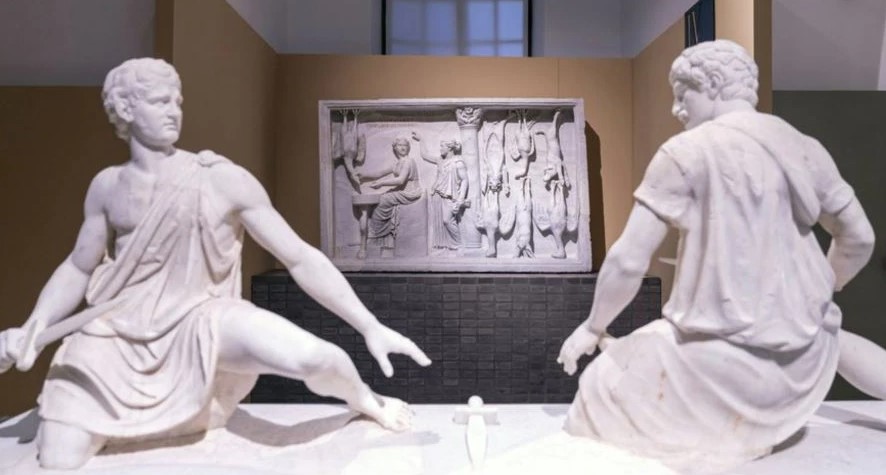 Read more about the article Ancient Greek and Roman Statues Reappear After Years in Storage