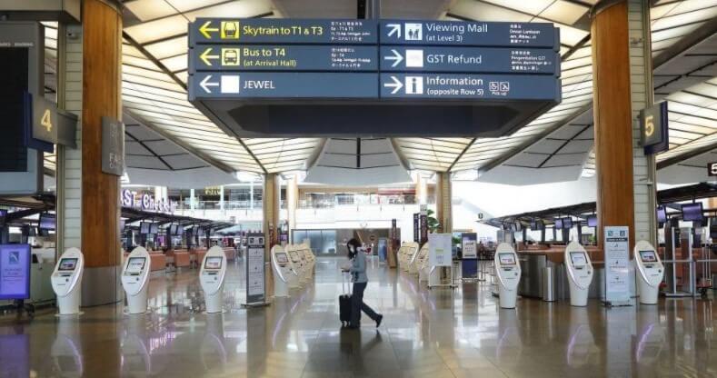 Read more about the article Coronavirus: ‘World’s best airport’ warns of prolonged crisis